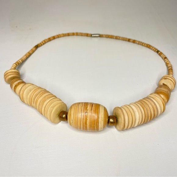 VINTAGE Wood & Copper Beaded Necklace - Picture 7 of 10